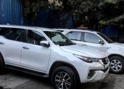 luxury suv 2025
